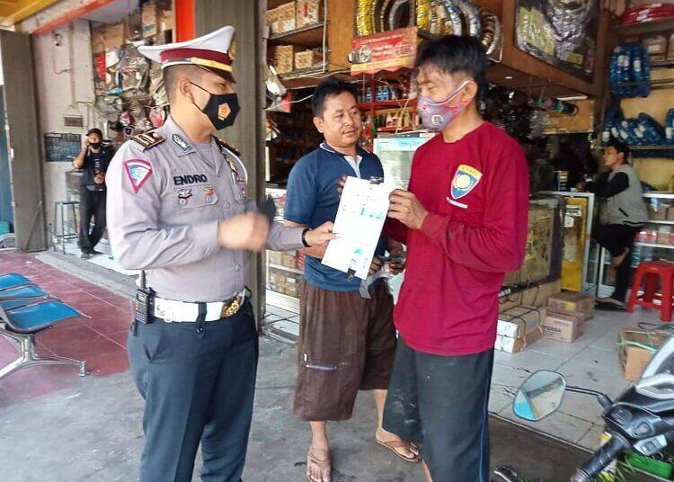 Gencarkan Sosialisasi Larangan Penggunaan Knalpot Brong oleh Satlantas Polres Lamongan