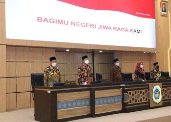 Jawaban Bupati Lamongan terhadap Pandangan Umum Fraksi pada Rapat Paripurna