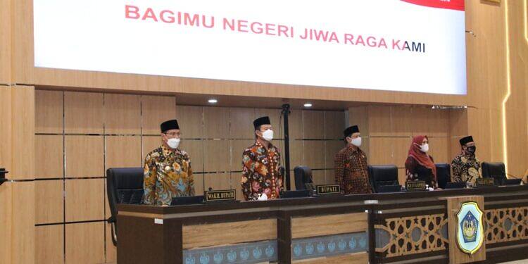 Jawaban Bupati Lamongan terhadap Pandangan Umum Fraksi pada Rapat Paripurna