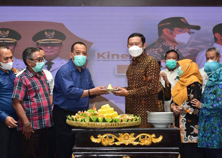 Ukur Kinerja 100 Hari, Bupati Lamongan Laksanakan Evaluasi