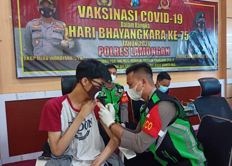 Aksi Kemanusiaan Polres Lamongan dalam ranka Peringati Hari Bhayangkara ke 75