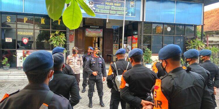 Kelapa Dua Korps Brimob Polri Turun Ke Lamongan Bantu Masyarakat Menanggulangi Penyebaran Covid-19