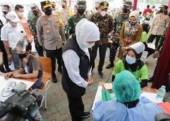 Forkopimda Jatim Cek Langsung Serbuan Vaksinasi Berbasis Pekerja di Sidoarjo