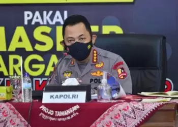 Kapolri Tekankan Momentun Pertumbuhan Ekonomi Harus Diiringi Strategi Pengendalian Covid-19