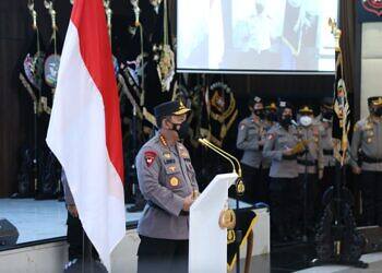 Lantik AS SDM, Kapolda Aceh dan Kadiv TIK, Kapolri: Dukung dan Tuntaskan Program Pemerintah Tangani Covid-19 