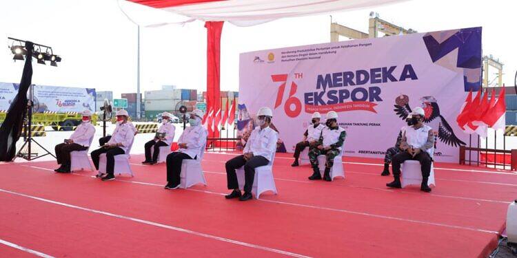 Bersama Presiden RI, Forkopimda Jatim Melaksanakan Video Virtual Ceremonial Pelepasan Ekspor Komoditas Pertanian “Merdeka Ekspor” Tahun 2021