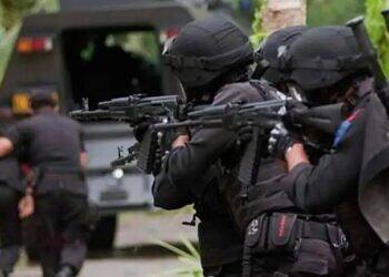 Dua Terduga Teroris Di Amankan Densus 88 Di Lamongan, Salah Satunya Seorang Dokter