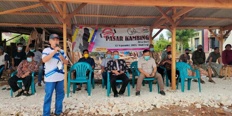 Pasar Kambing unit usaha BUMDES Desa Bluri Solokuro di resmikan Kepala Dinas Perindag Lamongan
