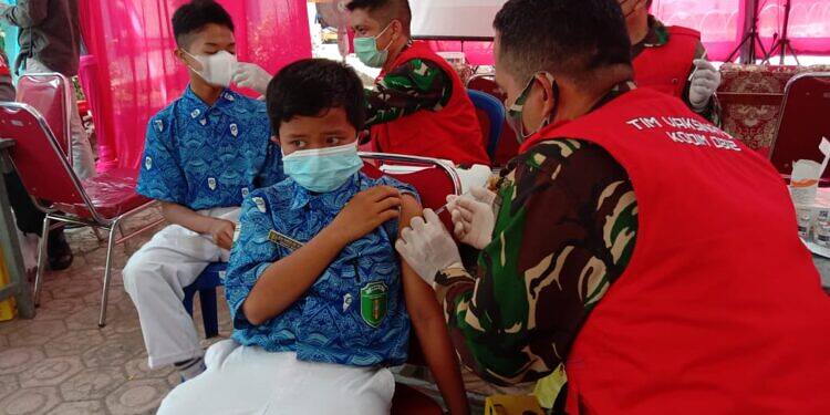 Pondok Pesantren Muhammadiyah Karangasem Paciran Mendapat Giliran Vaksin Oleh Kodim Lamongan