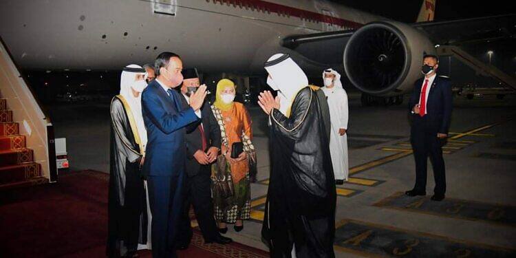 Presiden Jokowi Tiba di Abu Dhabi