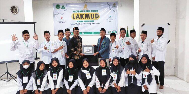 Latihan Kader Muda IPNU dan IPPNU Kecamatan Pucuk Angkat Tema “Akselerasi Skill Trilogi IPNU – IPPNU”