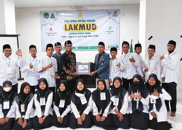 Latihan Kader Muda IPNU dan IPPNU Kecamatan Pucuk Angkat Tema “Akselerasi Skill Trilogi IPNU – IPPNU”