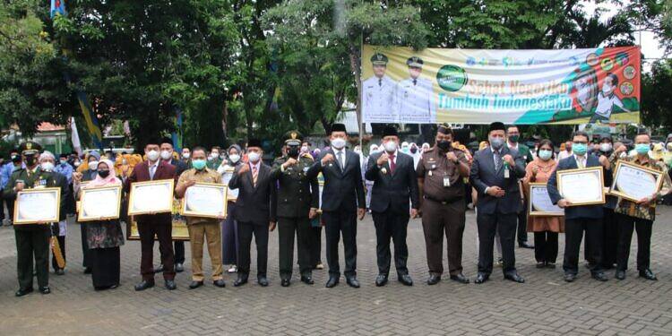 Peringatan Hari Kesehatan Nasional ke 57, Bupati Lamongan Puji Atas Kerja Keras Insan Kesehatan Dalam Penanganan Covid-19