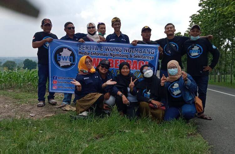 Komunitas Facebook Beritae Wong Ngimbang (BWN) Kembali Lakukan Aksi Sosial Bagi-Bagi Sembako dan Santunan Anak Yatim