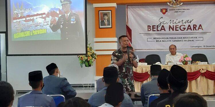 Tangkal Ideologi Radikal Melalui Seminar Bela Negara pada Masyarakat Lamongan. Ini pesan kasdim 0812 Lamongan