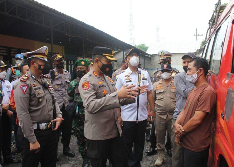 Jelang Libur Natal dan Tahun Baru, Kapolres Probolinggo Tinjau Terminal dan Stasiun hingga Pos Pantau.
