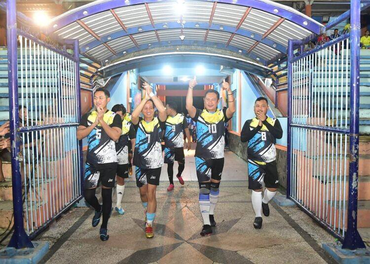 Sepakbola Jadi Ajang Silaturrahmi 4 Kepala Daerah