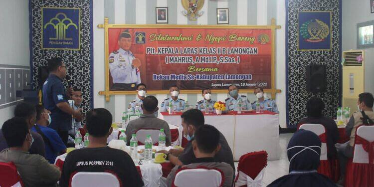 Plt. Kalapas Ajak Ngopi Bareng, Begini Tanggapan Awak Media di Lamongan