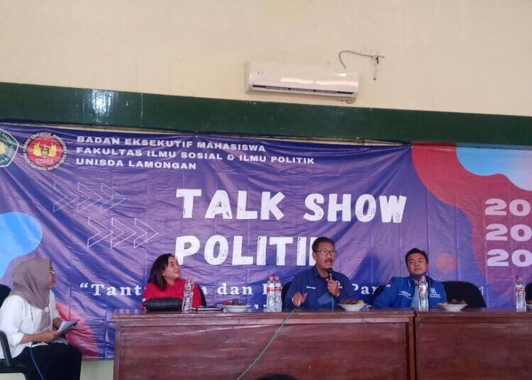 BEM FISIP Unisda Lamongan Gelar Talk Show Politik