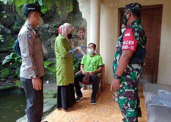 Upaya Babinsa Koramil Kedungpring Bersama Tim Tracing Lakukan Penelusuran Kontak Erat