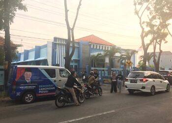 Rutinitas Setiap Ramadhan Anggota DPR-RI Fraksi Demokrat, Debby Kurniawan Bagikan 10.000 Nasi Kotak