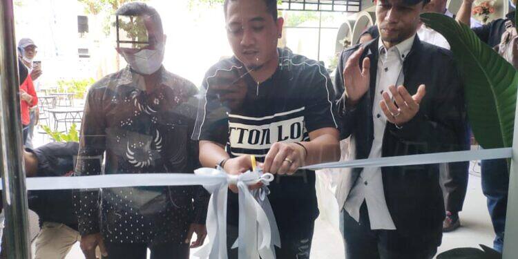 Grand Opening Onnea, Cafe Kekinian yang Kreatif, Positif dan Inovatif