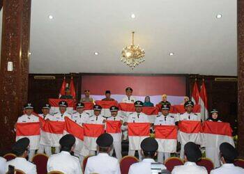 Gerakan Pembagian 10 Juta Bendera Merah Putih di Kabupaten Lamongan