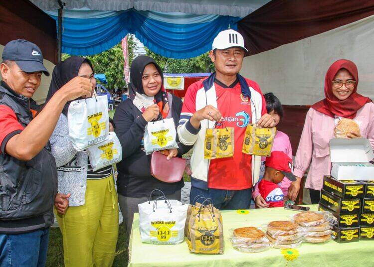 Festival Gunungan 1001 Wingko Babat