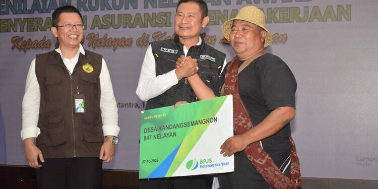 Pemkab Beri BPJS Ketenagakerjaan untuk 8.000 Nelayan