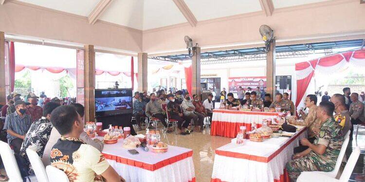 Polres Lamongan Ajak Warga Tani Turut Awasi Penyaluran Pupuk Bersubsidi