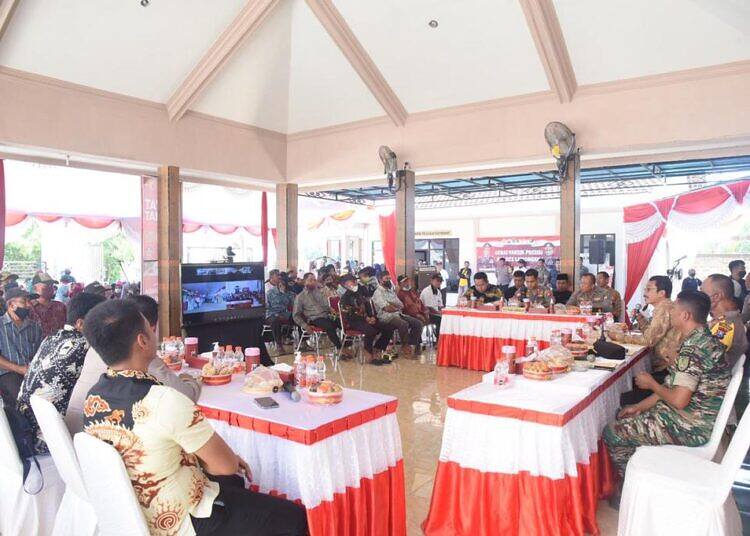 Polres Lamongan Ajak Warga Tani Turut Awasi Penyaluran Pupuk Bersubsidi