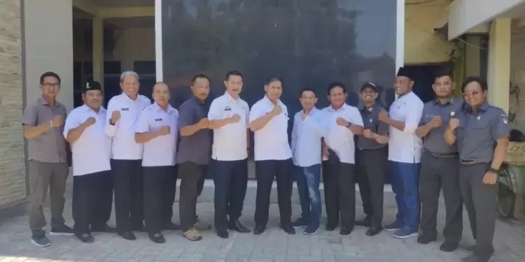 Dukung Tumbuhnya Ekonomi Kerakyatan, PPAD Jatim dan FKBN Lamongan Kunjungi Pabrik Kopi Giras dan Nu Drizce.