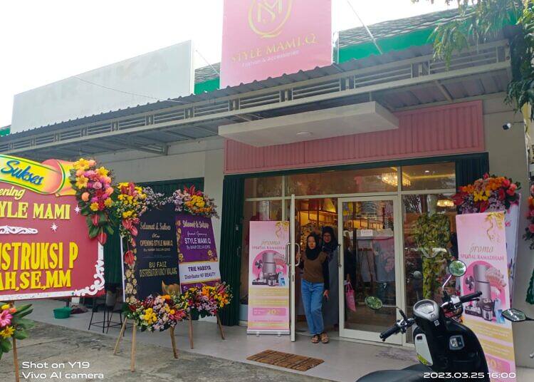 Grand Opening !! Style Mami Q Butik, Model yang Trendy, Kekinian dan Banyak Hadiah.