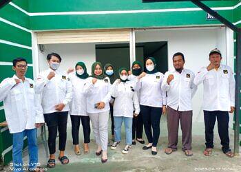 Partai Bulan Bintang Berbagi Takjil, Mengisi Bulan Berkah Dengan Bagikan Takjil Kepada Masyarakat