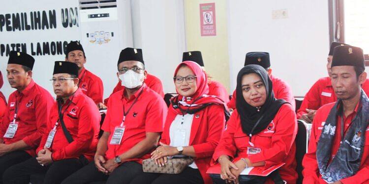 Laksanakan Do’a Bersama dan Ziarah Makam Bacaleg PDI Perjuangan Siap Bertarung