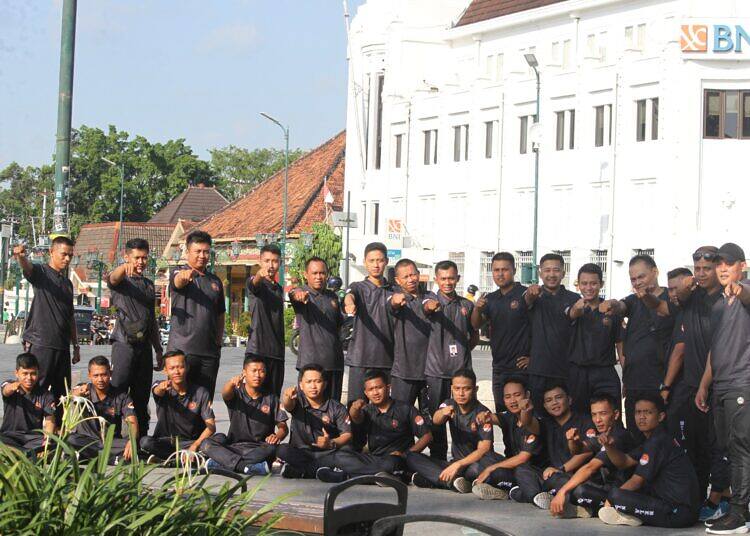 Jaga Kesehatan dan Mental Korps Gabungan Potensi Pertahanan Negara (KOGAPHAN) Lakukan Pembinaan Fisik