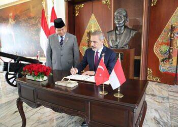 Menhan Prabowo Terima Kunjungan Menlu Turki, Bahas Kerja Sama Pertahanan