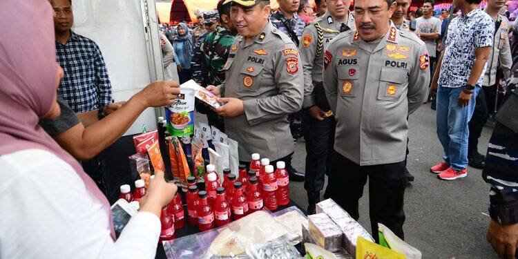 Alumni AKABRI 1989 Gelar Bakti Sosial Kesehatan di Tasikmalaya Dengan Dihadiri Panglima TNI dan Kapolri