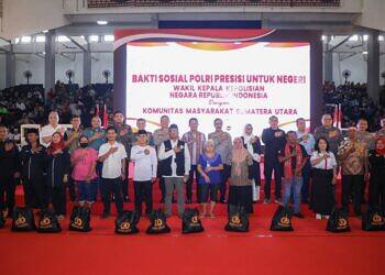 Bakti Sosial Polri Presisi Untuk Negeri, Wakapolri Bagikan 5000 Paket Sembako