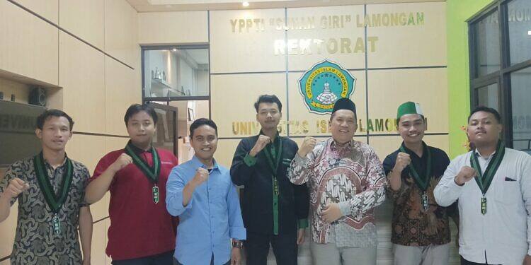 Kepengurusan HmI Komisariat Agrobis Universitas Islam Lamongan Jalin Silaturahmi Dengan Pimpinan Unisla