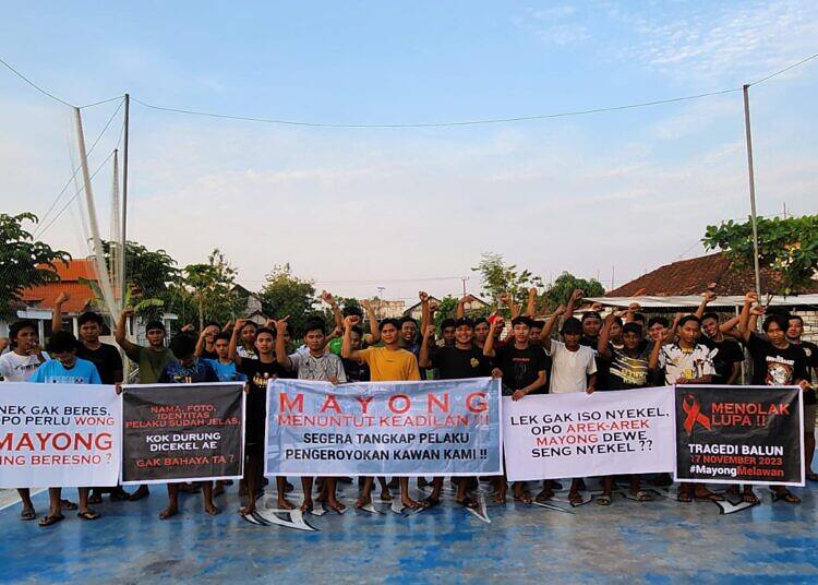 Pemuda Desa Mayong Tuntut Keadilan Tangkap Pelaku Pengeroyokan Tim Bola Voli di Balun Turi.