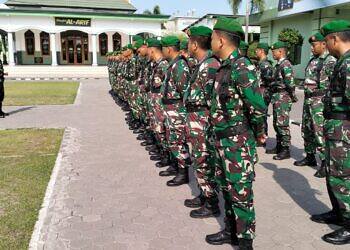 Siagakan Personil Kodim/0812 Lamongan Menjelang Perayaan Natal dan Tahun Baru