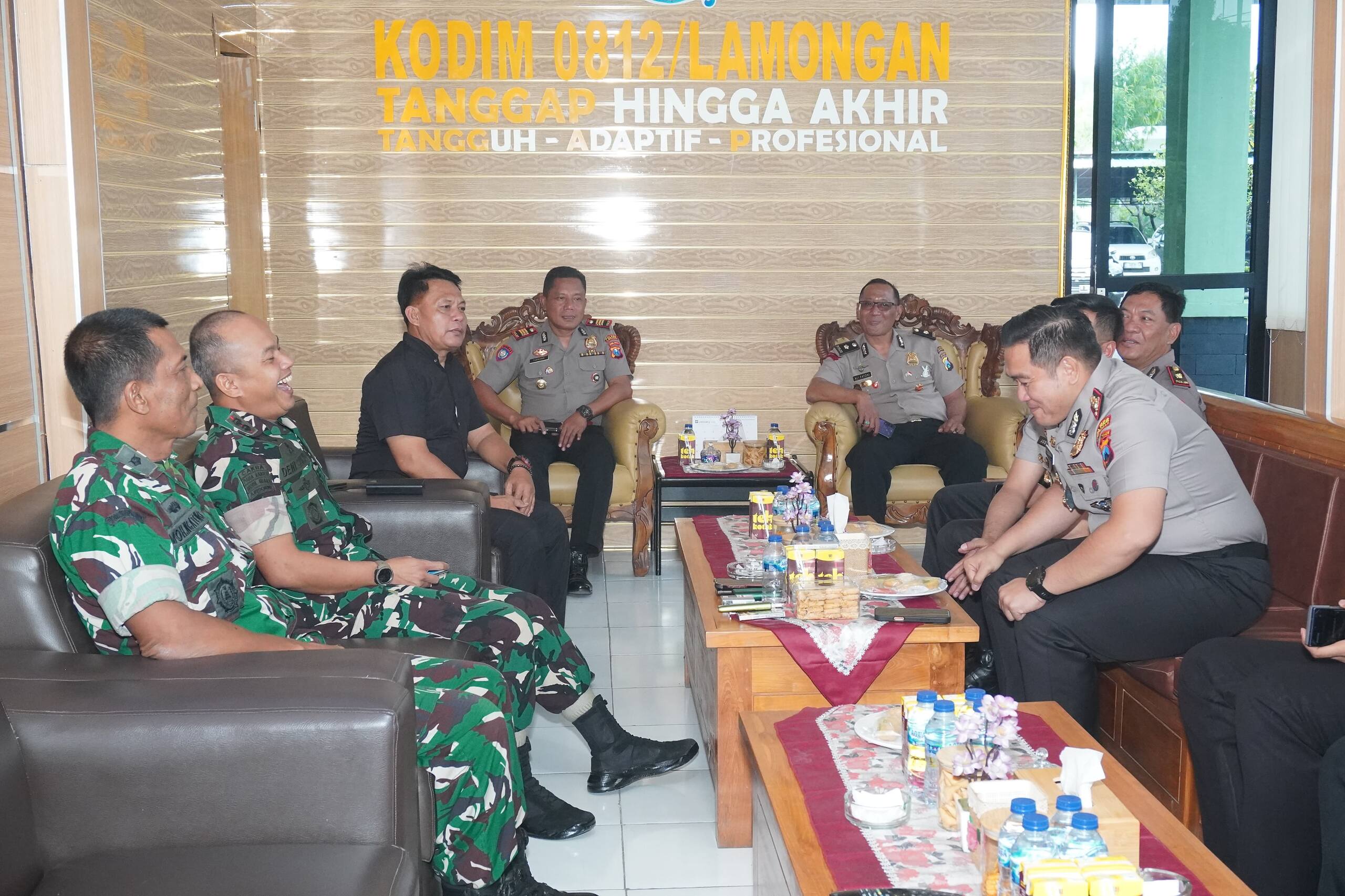 Dandim 0812/Lamongan Sambut Hangat Silaturahmi Kapolres Lamongan yang Baru