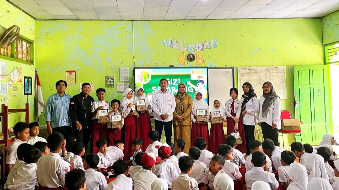 Tanamkan Pola Hidup Sehat, SPPG Pucung Gelar Edukasi Gizi Seimbang di SDN 119 Gresik