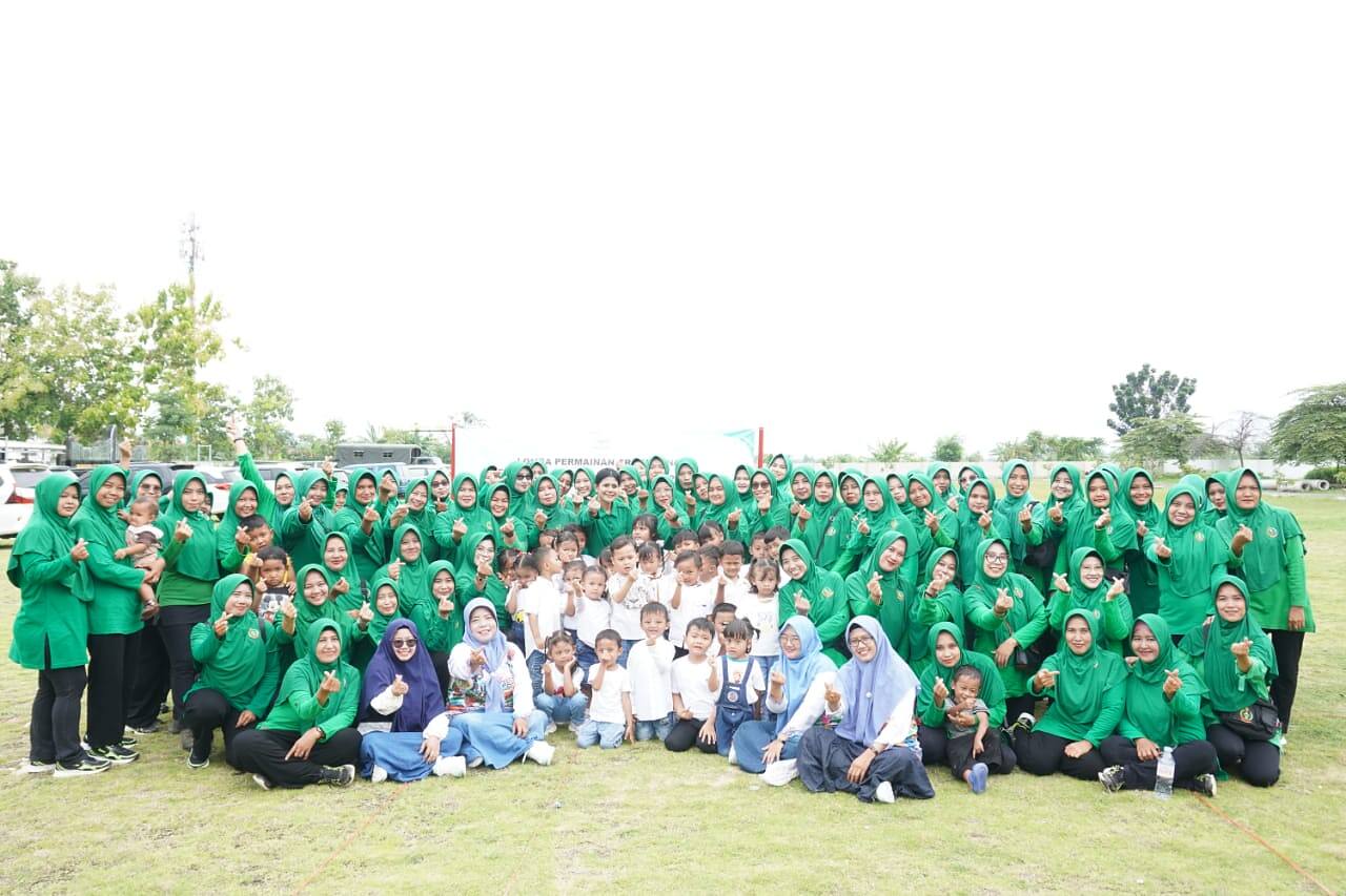 Asah ketangkasan anak, Persit KCK Cabang XXVII Dim 0812 Lamongan Gelar Lomba Permainan Tradisional Bersama Anak TK Kartika