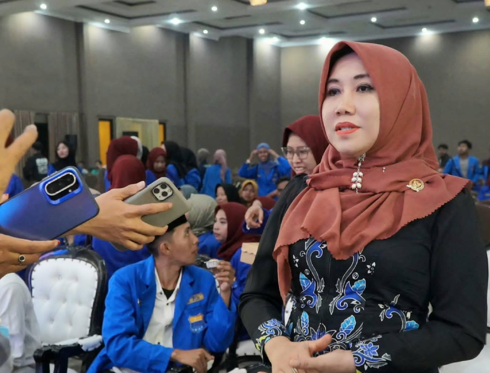 Dari Salam Pergerakan ke Aksi Nyata: Kiprah Lia Istifhama sebagai Senator Berjiwa PMII