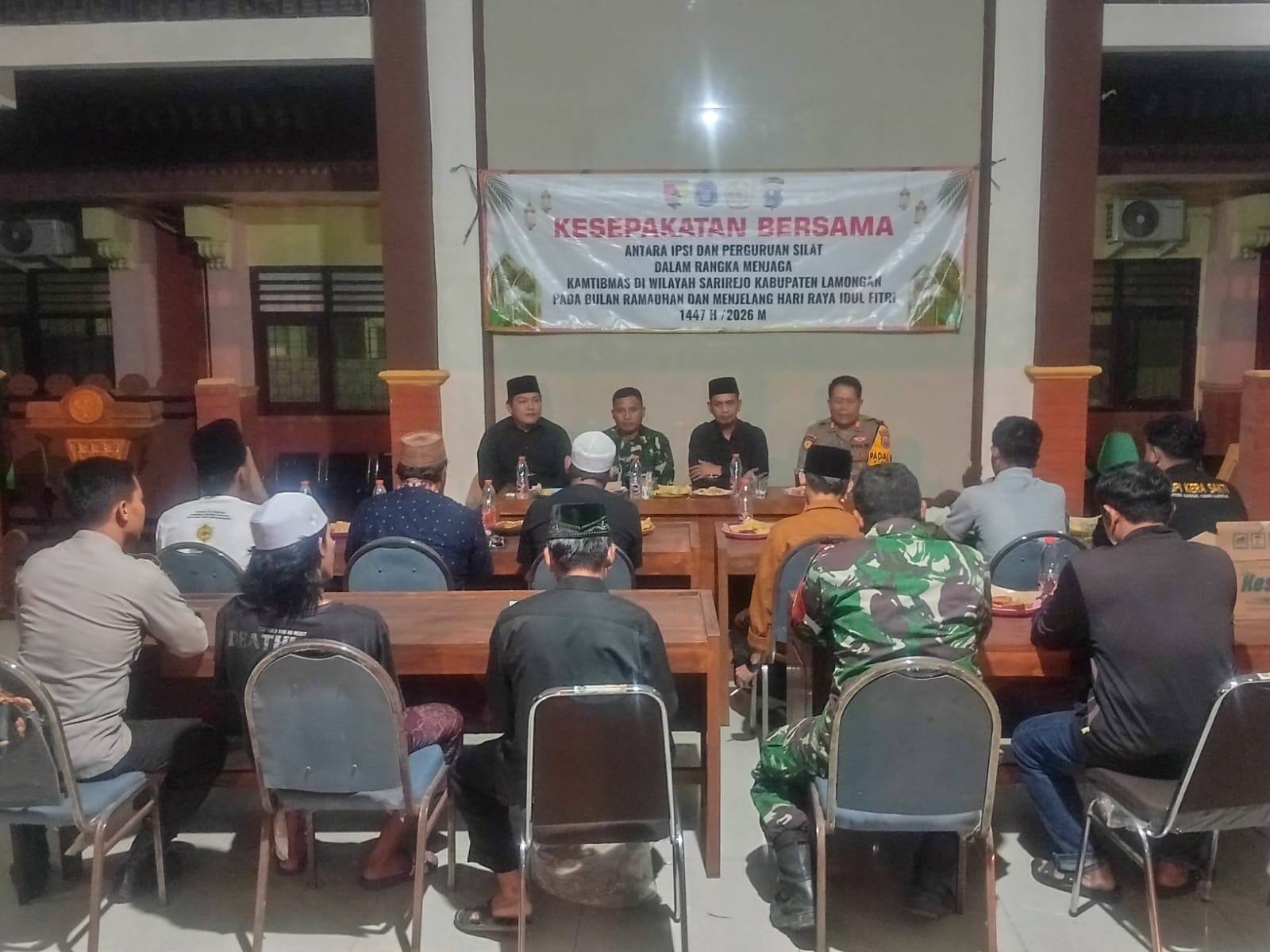 Sinergi Menjaga Ramadhan, Pgs. Danramil Sarirejo Hadiri Penandatanganan Kesepakatan Damai Antar Perguruan Silat