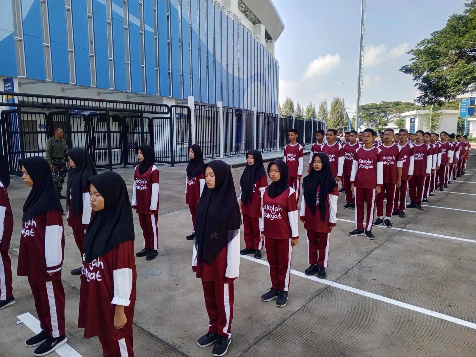 Bekali Disiplin dan Nasionalisme, Kodim 0812 Lamongan Latih Siswa Sekolah Rakyat dengan Wasbang dan PBB