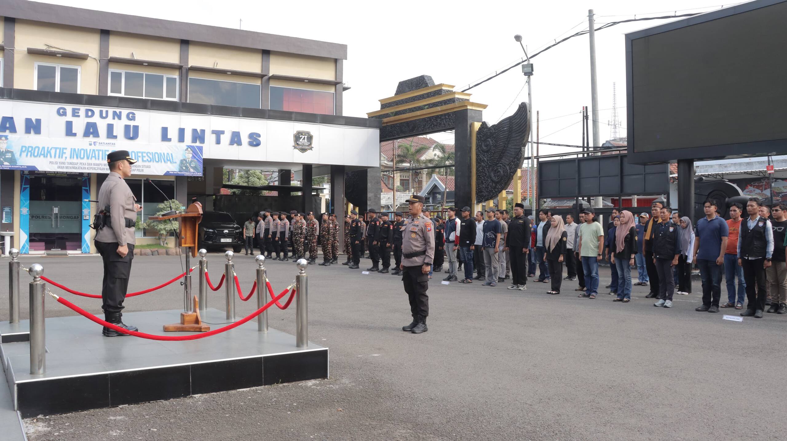 Jaga Kondusivitas Daerah, Kapolres Lamongan Pimpin Apel Sabuk Kamtibmas