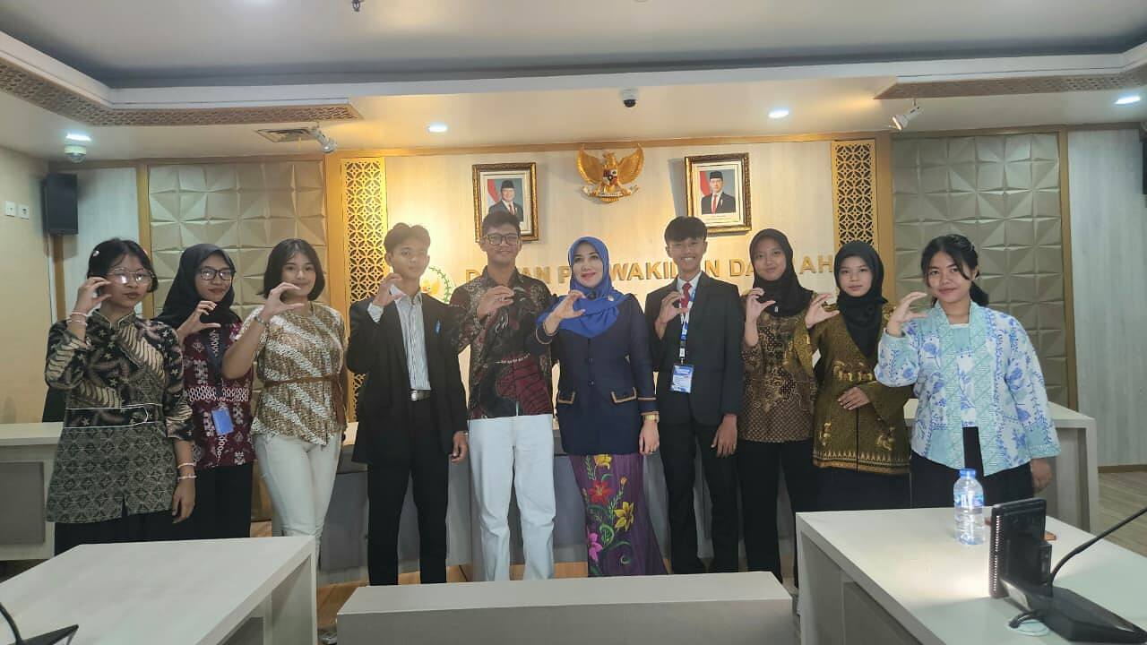 Terima CreSHome, Lia Istifhama Tekankan Pentingnya Literasi Politik untuk Gen Z